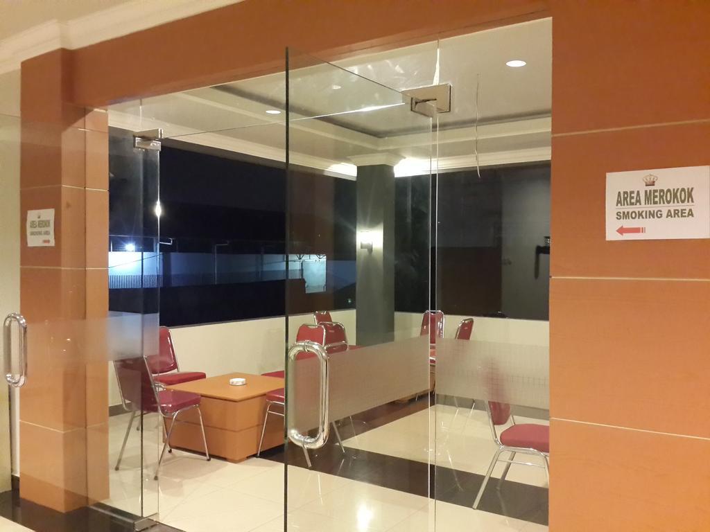 Raja Residence Jambi Exterior photo
