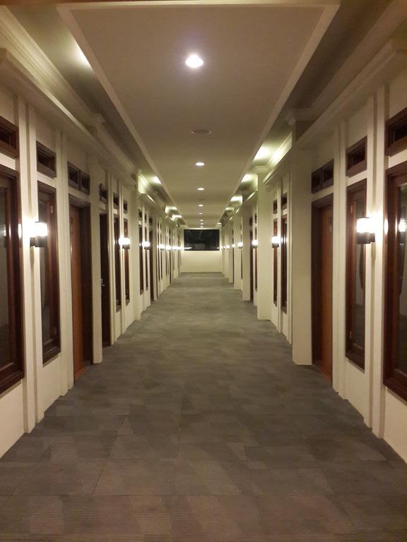 Raja Residence Jambi Exterior photo