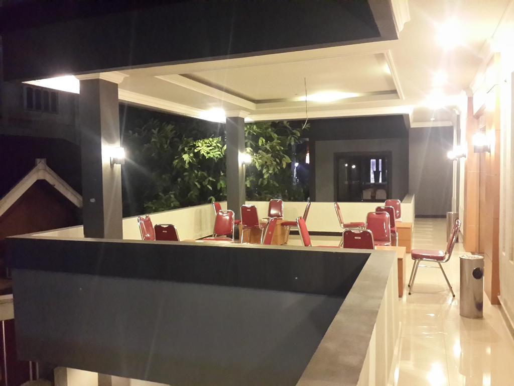 Raja Residence Jambi Exterior photo