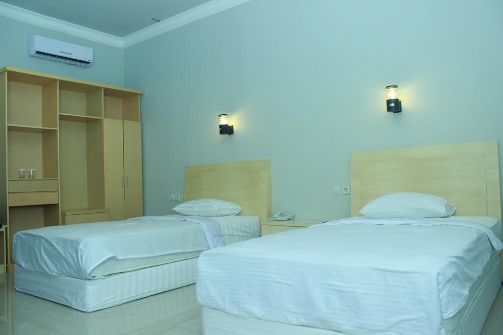 Raja Residence Jambi Room photo